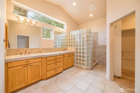 Bath - 242 Forest Haven Dr, Sequim, WA 98382 photo 1 of 5