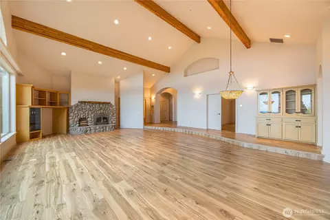 Living - 242 Forest Haven Dr, Sequim, WA 98382 photo 4 of 8