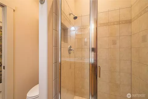 Bath - 242 Forest Haven Dr, Sequim, WA 98382 photo 5 of 5