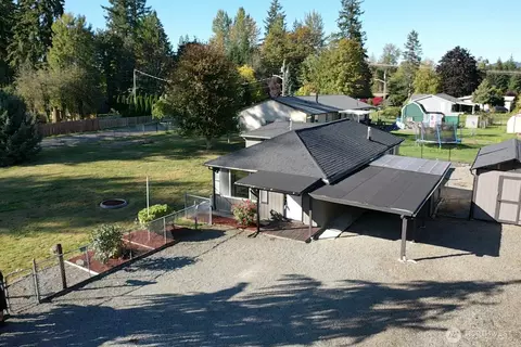 18806 SE 168th St, Renton, WA 98058