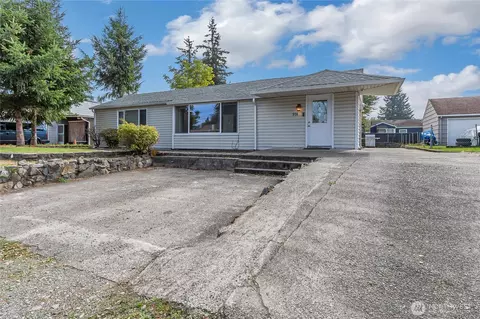 906 116th St S, Tacoma, WA 98444