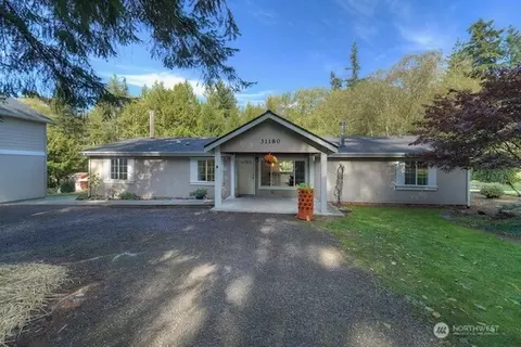31180 Laughing Dog NE, Poulsbo, WA 98370