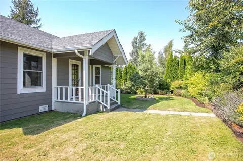 Exterior - 208 Mead Ave, Everson, WA 98247 photo 15 of 15