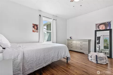 Bedroom - 208 Mead Ave, Everson, WA 98247 photo 3 of 5