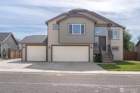 310 E Countryside Ave, Ellensburg, WA 98926