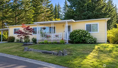4975 Carlie Dr, Langley, WA 98260