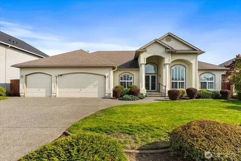 10111 181st Ave E, Bonney Lake, WA 98391