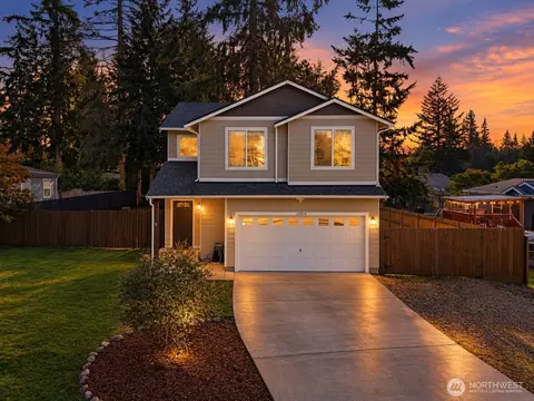 12914 Prairie Cir E, Bonney Lake, WA 98391