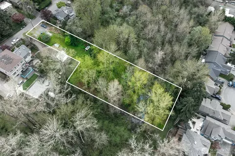 18005 83rd Ave NE, Kenmore, WA 98028