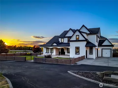 37503 S Hawks Tree Pr SE, Kennewick, WA 99337