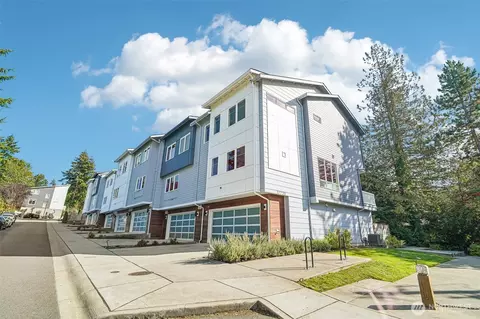 17720 80th Ave NE #101, Kenmore, WA 98028
