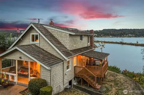 13603 Goodrich Dr, Gig Harbor, WA 98329