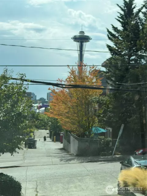901 5th Ave N #101, Seattle, WA 98109
