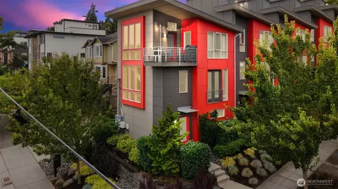 2201 W Ruffner St, Seattle, WA 98199