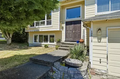 12516 SE 225th Ct, Kent, WA 98031