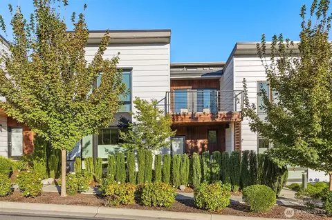 233 Ebi Ln NE, Bainbridge Island, WA 98110