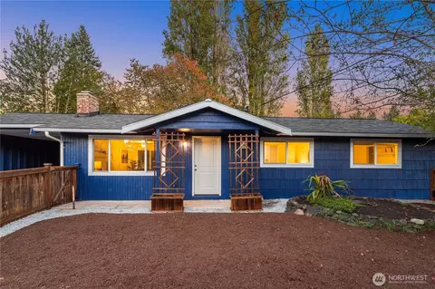 22101 38th Ave W, Mountlake Terrace, WA 98043