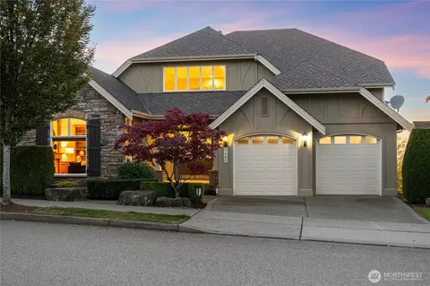 1685 30th Ave NE, Issaquah, WA 98029