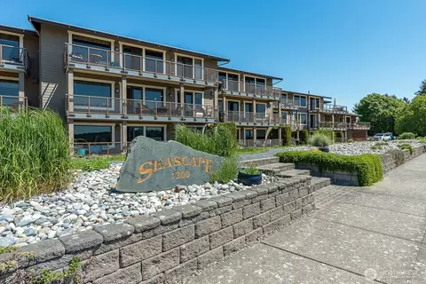 1300 Peace Portal #101, Blaine, WA 98230