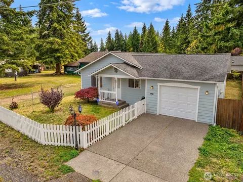 127 E Wilson St, Shelton, WA 98584