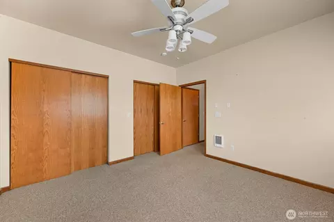 Bedroom - 918 Citadel Dr, Everson, WA 98247 photo 2 of 5
