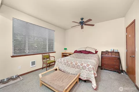 Bedroom - 918 Citadel Dr, Everson, WA 98247 photo 3 of 5
