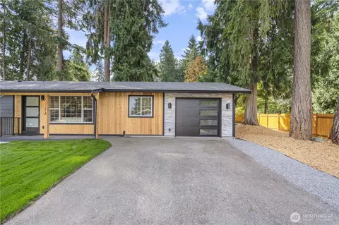 Exterior - 20921 W Richmond Rd, Bothell, WA 98021 photo 3 of 11