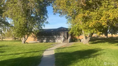 4549 Beverly Burke Rd SW, Quincy, WA 98848