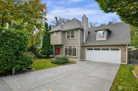 910 31st Pl, Bellingham, WA 98225