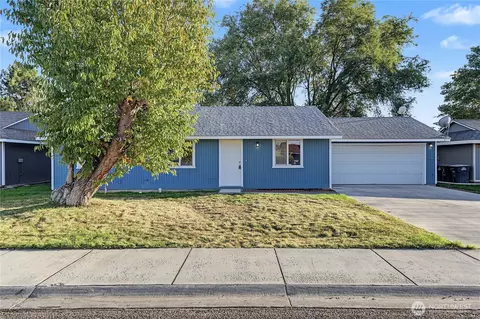 1016 E Hayden Dr, Moses Lake, WA 98837