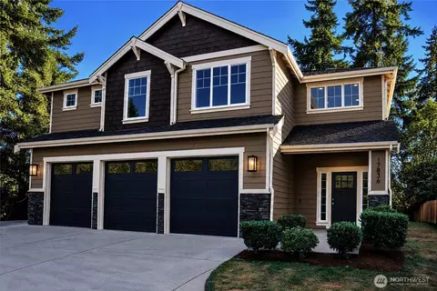 17836 1st Ave NE, Shoreline, WA 98155