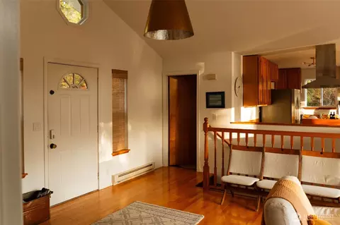 Entry Way - 71 E Cormorant Pl, Grapeview, WA 98546 photo 2 of 2