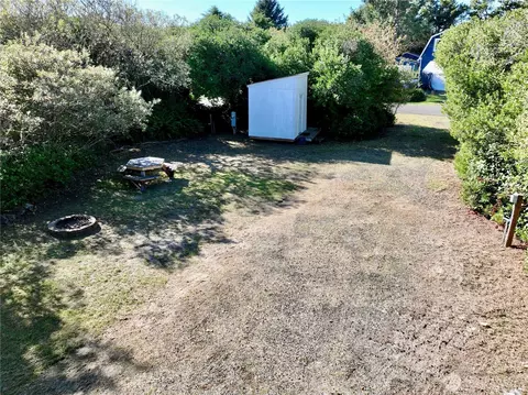 350 Seashore St SW, Ocean Shores, WA 98569