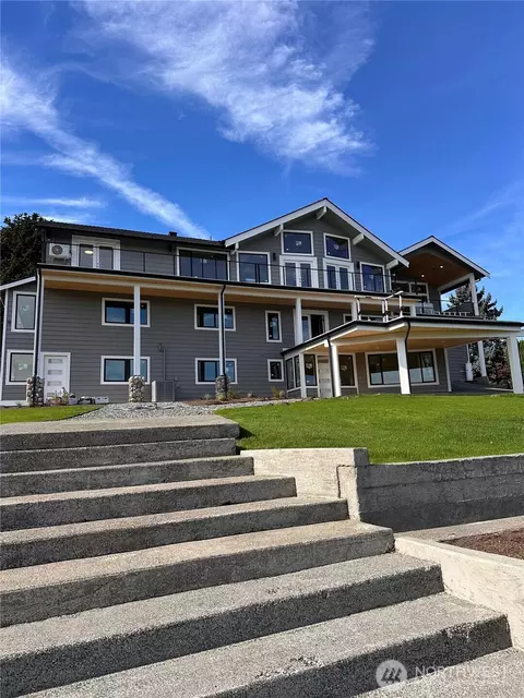 16125 95th Ave SE, Snohomish, WA 98296
