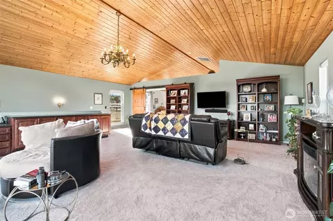 Living - 342 Discovery View Dr, Sequim, WA 98382 photo 4 of 4