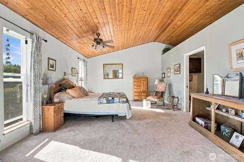 Bedroom - 342 Discovery View Dr, Sequim, WA 98382 photo 1 of 2