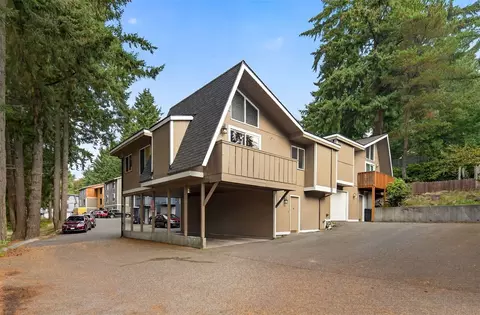 4345 67th Ave W, University Place, WA 98466