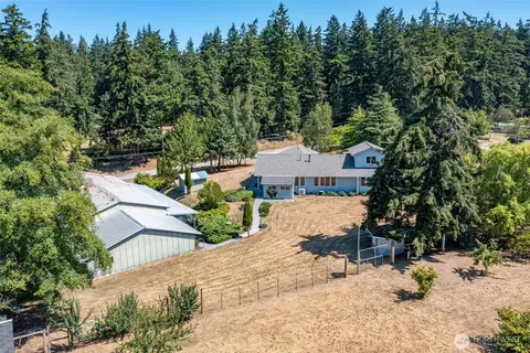 830 Rusty Rd, Coupeville, WA 98239