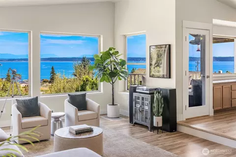 1379 SE Camano Dr, Camano Island, WA 98282
