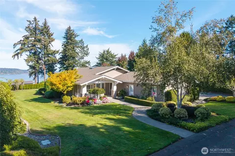 1817 49th Street Ct NW, Gig Harbor, WA 98335