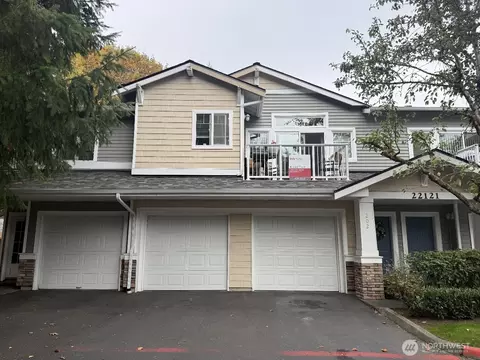 22121 41st Pl S #202, Kent, WA 98032