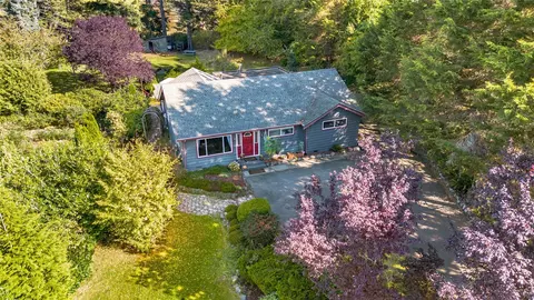 4258 Northwest Dr, Bellingham, WA 98226