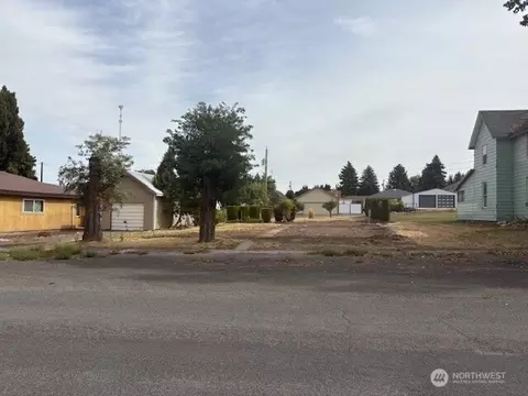 306 S 1st, Harrington, WA 99134
