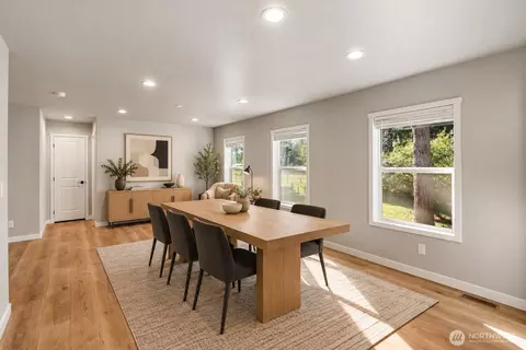 Dining - 35 Packard Ln, Elma, WA 98541 photo 1 of 1
