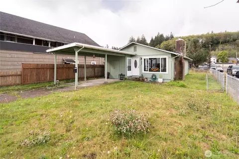 927 Monroe St, Hoquiam, WA 98550