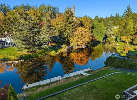 8468 NE 170th St, Kenmore, WA 98028