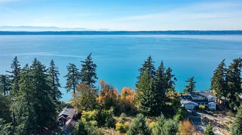 1800 A Clarence Ave, Stanwood, WA 98292