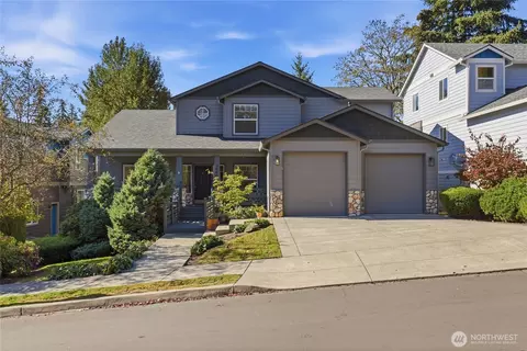 2445 W 10th St, Washougal, WA 98671