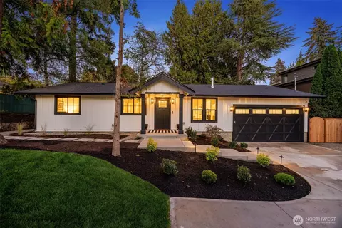 10836 NE 12th Pl, Bellevue, WA 98004