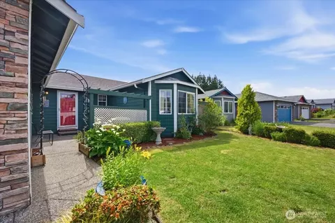 3226 64th Ave NE, Marysville, WA 98270